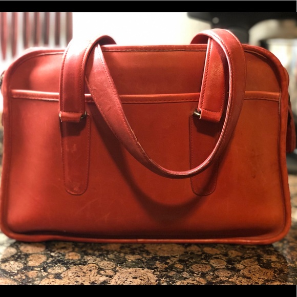 coach travel purse